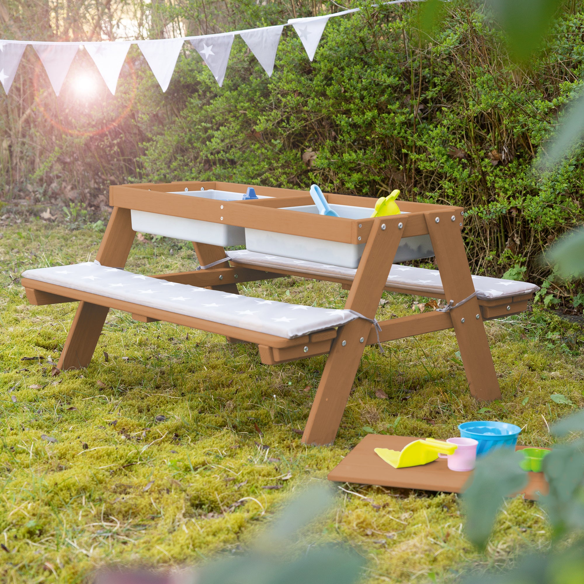 Roba 456002TEV190 Kindersitzgarnitur & Matschtisch teakholz farben – Outdoor + - Bild 2 Roba 456002TEV190 Kindersitzgarnitur & Matschtisch teakholz farben – Outdoor + - Produktbild 2