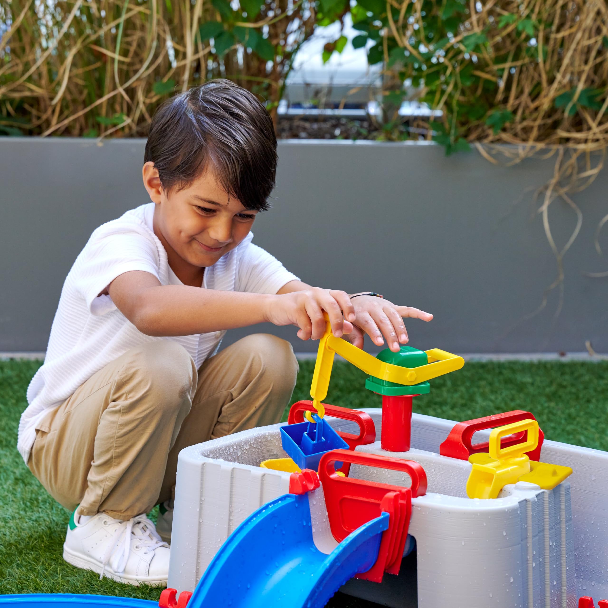 Aquaplay Wasserspielset Harbour - Interaktive Wasserwelt Mit Kran & Schleusen 8700001543 Person