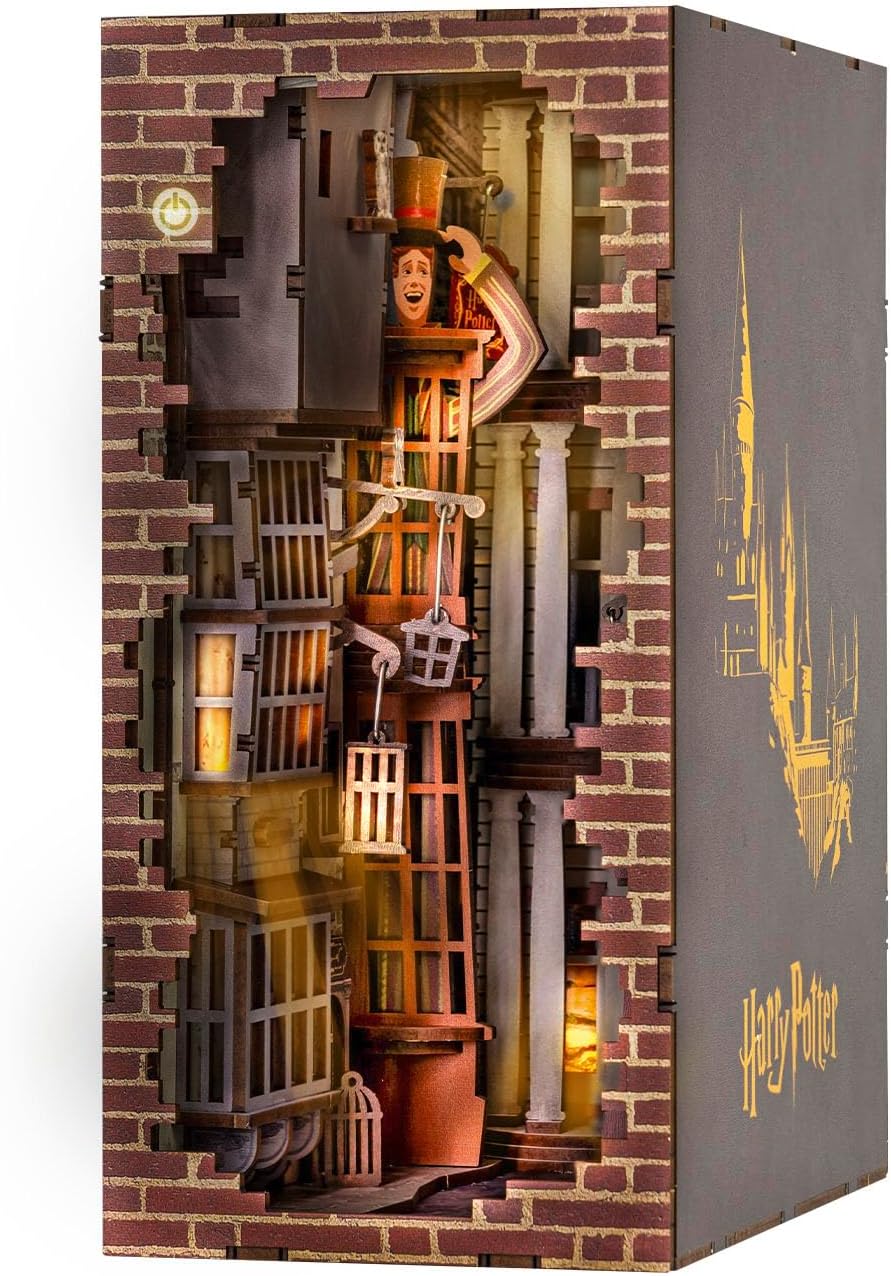 Revell 00530 Tiny Adventures - Harry Potter™ "Diagon Alley" - Magisches Book Nook Modell Architektur, Gebäude