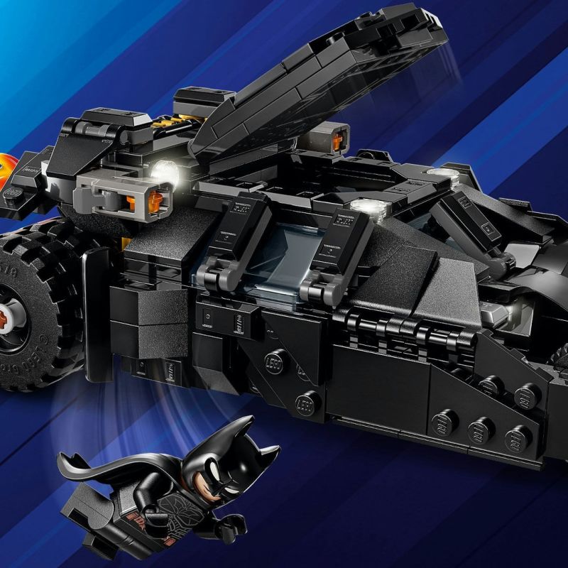 LEGO® DC Comics Super Heroes 76303 Batman™ Tumbler vs. Two Face™ & The Joker™