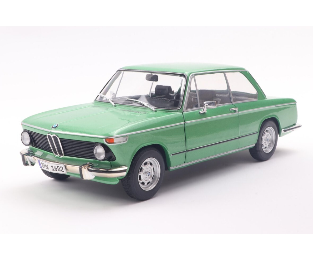 Solido 1:18 BMW 1602 Taiga grün 1971