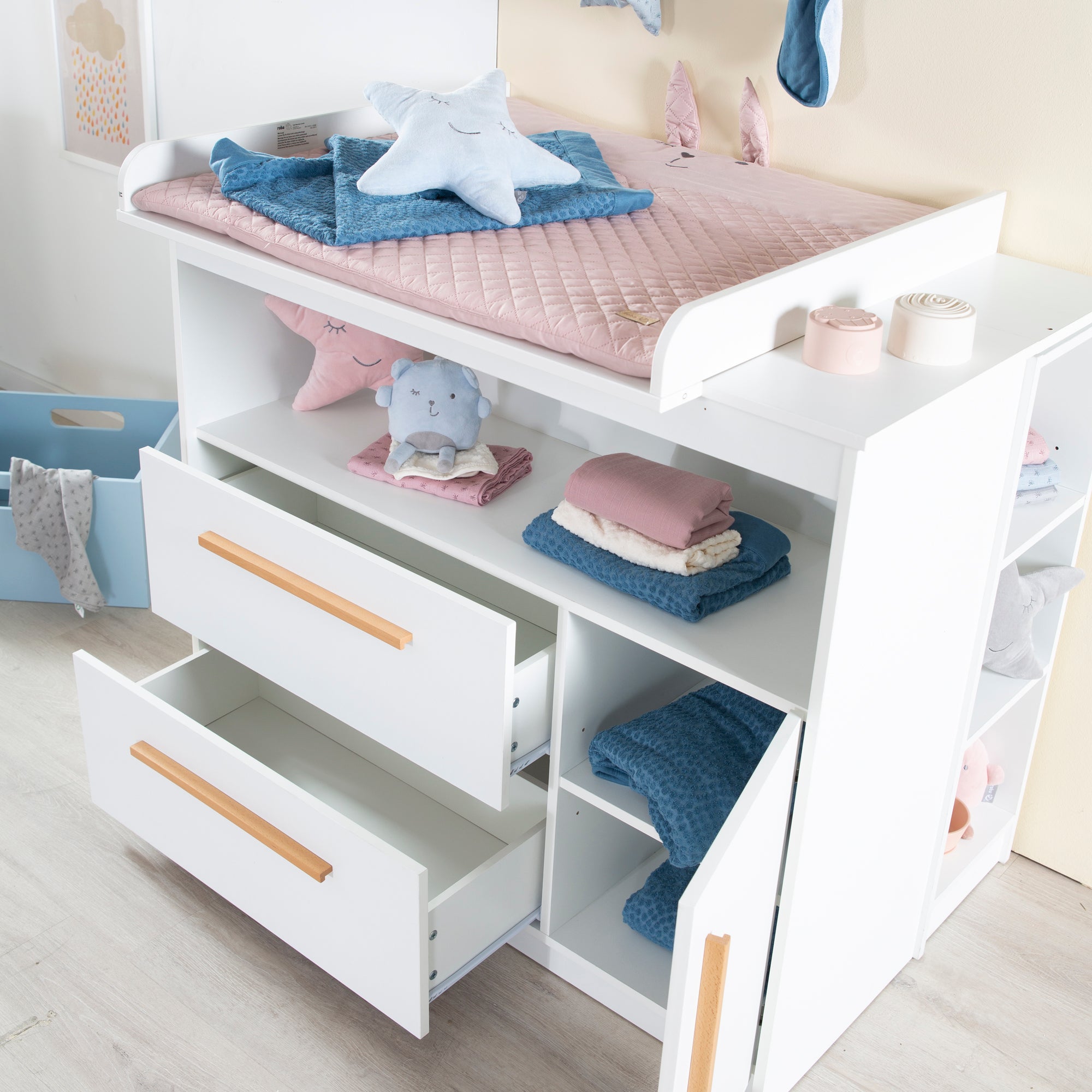 Roba 1731857 Wickelkommode breit Lilo weiß - Bild 5 Roba 1731857 Wickelkommode breit Lilo weiß - Produktbild 5