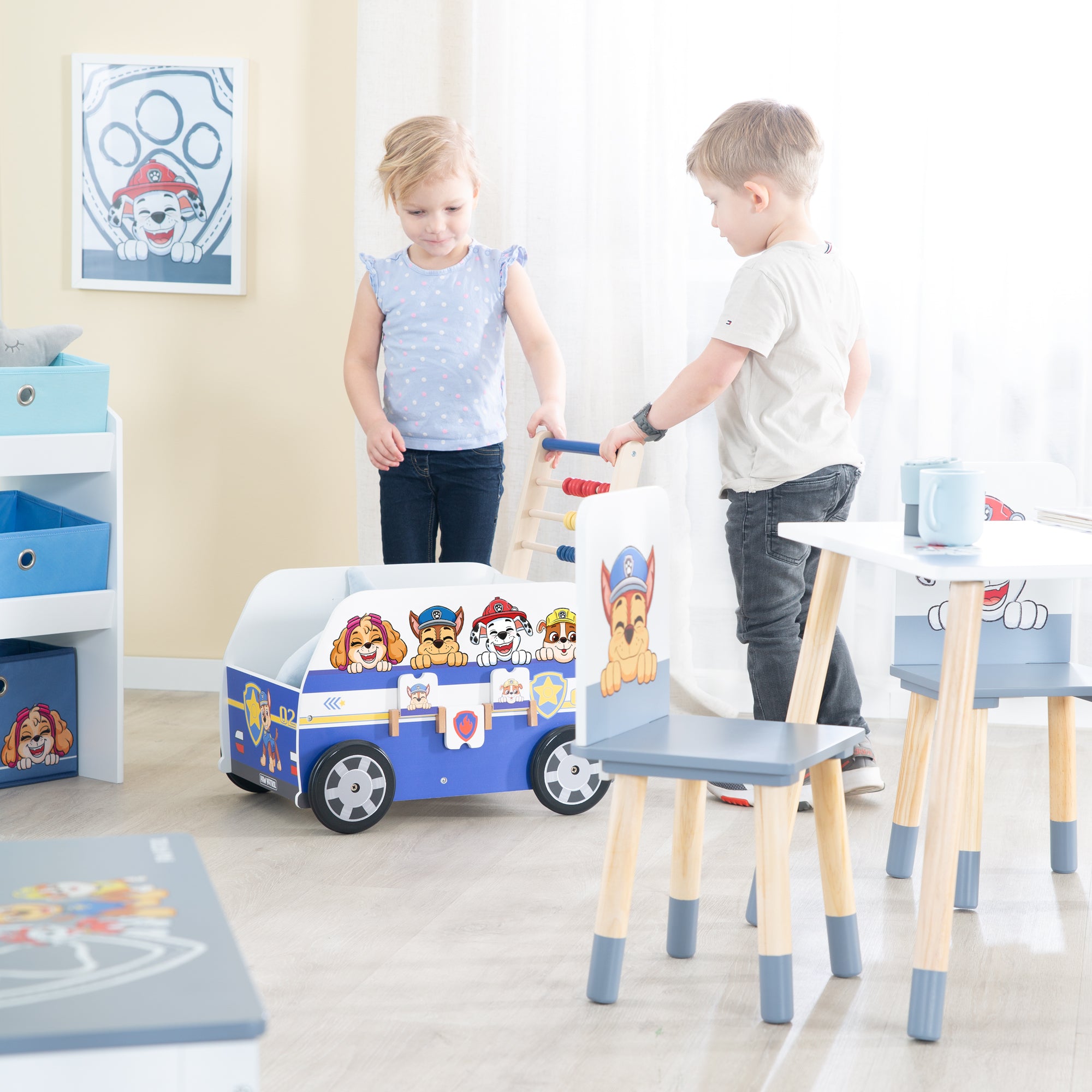 Roba 460157PW1 Bully-Schiebebus Paw Patrol weiß – Puppenmöbel & Häuser - Bild 4 Roba 460157PW1 Bully-Schiebebus Paw Patrol weiß – Puppenmöbel & Häuser - Produktbild 4