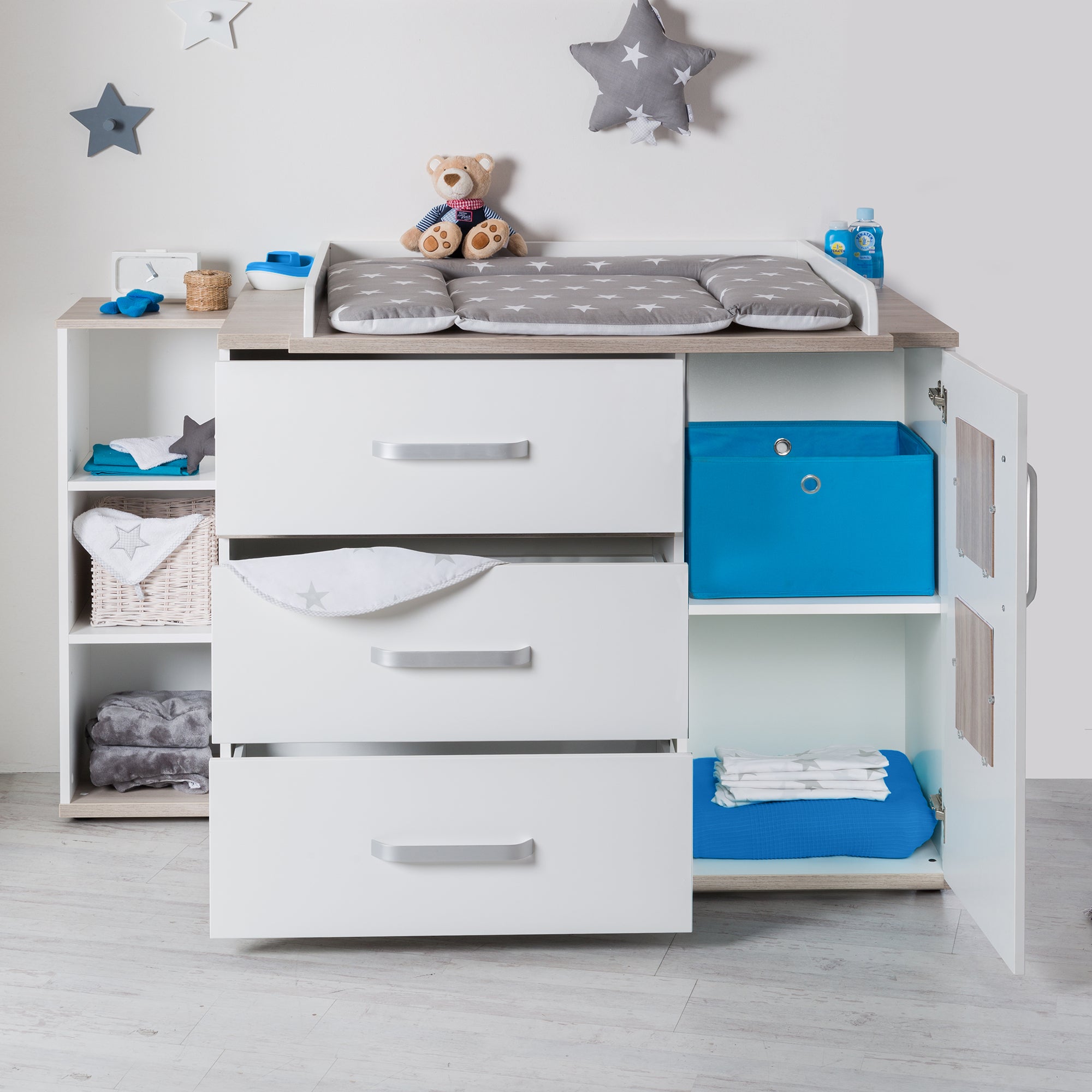 Roba 72473 breite Wickelkommode Moritz weiß – Wickelkommode breit - Bild 5 Roba 72473 breite Wickelkommode Moritz weiß – Wickelkommode breit - Produktbild 5