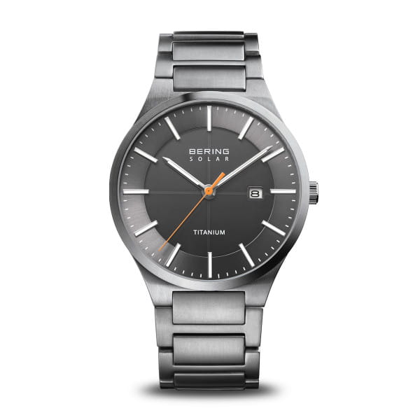 Bering 15239-779 Herrenuhr, Titan/Solar, Silber/Schwarz Bering 15239-779 Herrenuhr, Titan/Solar, Silber/Schwarz