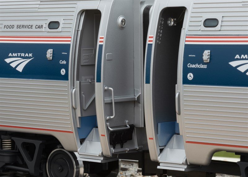LGB L31204 Amtrak Bistrowagen Amfleet Ep.VI mit Innenbeleuchtung