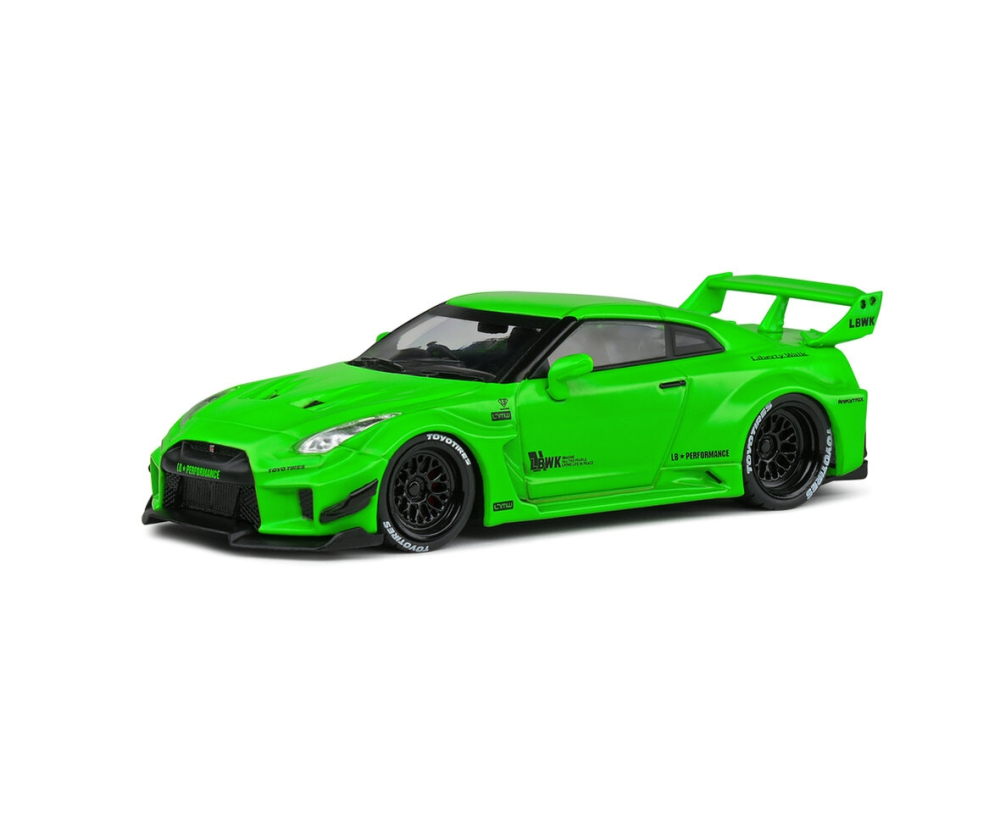 Solido 1:43 Nissan GT-R (R35) grün