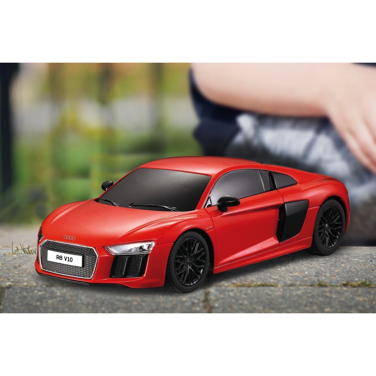 JAMARA Audi R8 2015 1:24 rot 2,4 GHz ab 6 Jahren