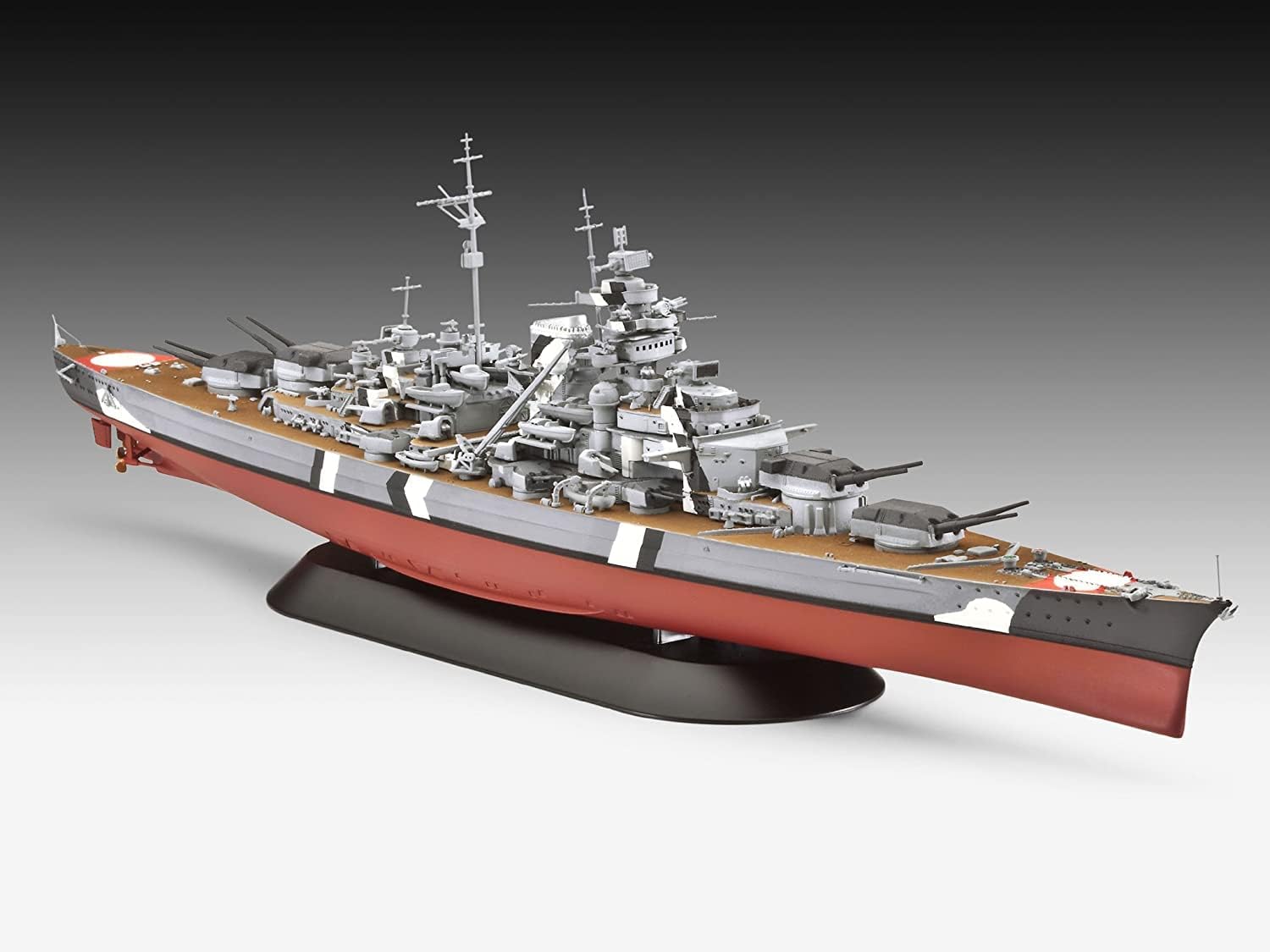 Revell 05098 Battleship Bismarck Modellbausatz 1:700 Revell 05098 Battleship Bismarck Modellbausatz 1:700