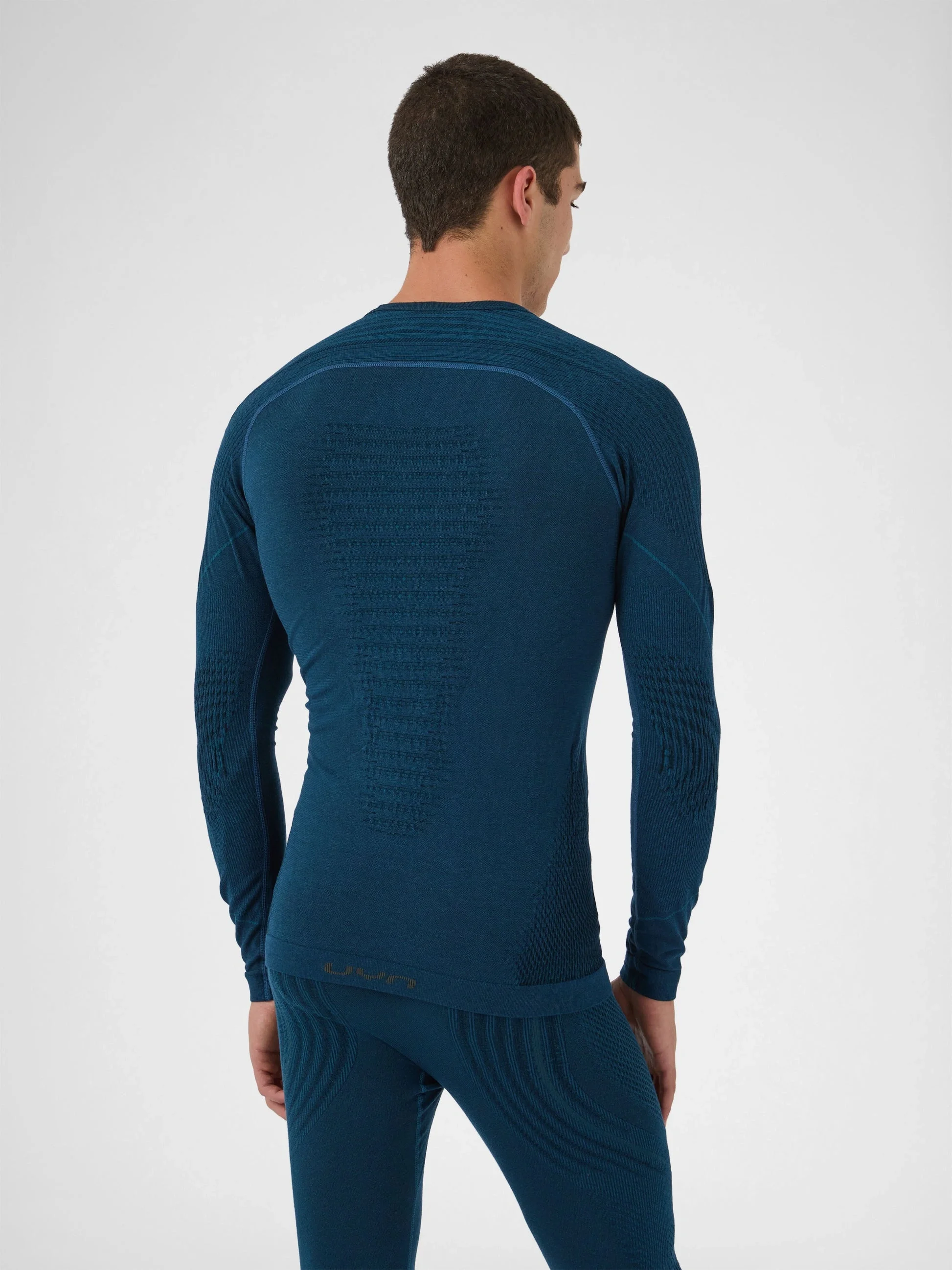 UYN Herren Evolutyon Biotech Underwear Shirt Long Sleeve U100414K662 - Blau Poseidon GR. L/XL UYN Herren Evolutyon Biotech Underwear Shirt Long Sleeve U100414K662 - Blau Poseidon GR. L/XL