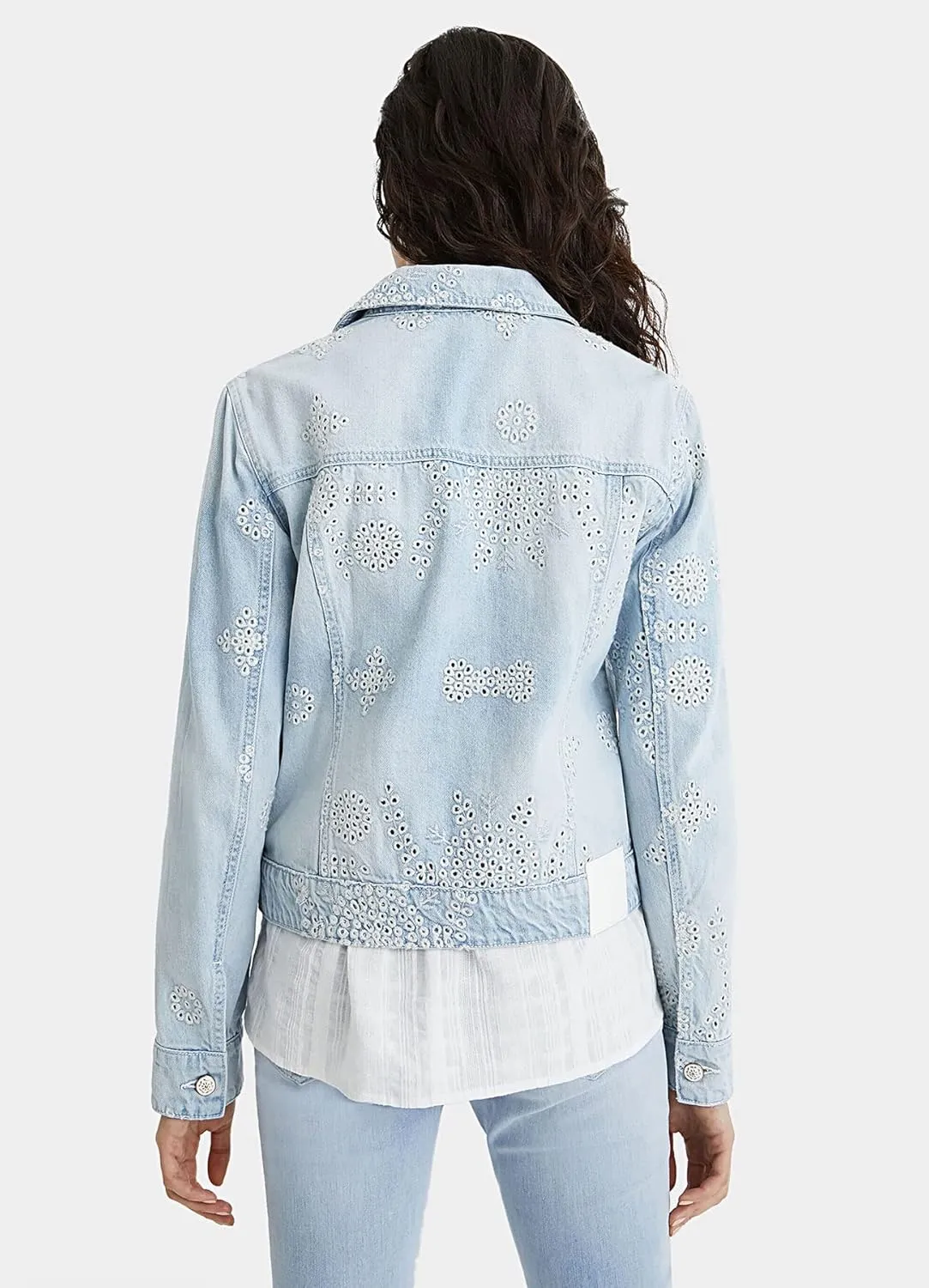 Desigual Damen Jeansjacke „Chaq Calm“ - Denim 21SWED155007 GR. 42 Desigual Damen Jeansjacke „Chaq Calm“ - Denim 21SWED155007 GR. 42
