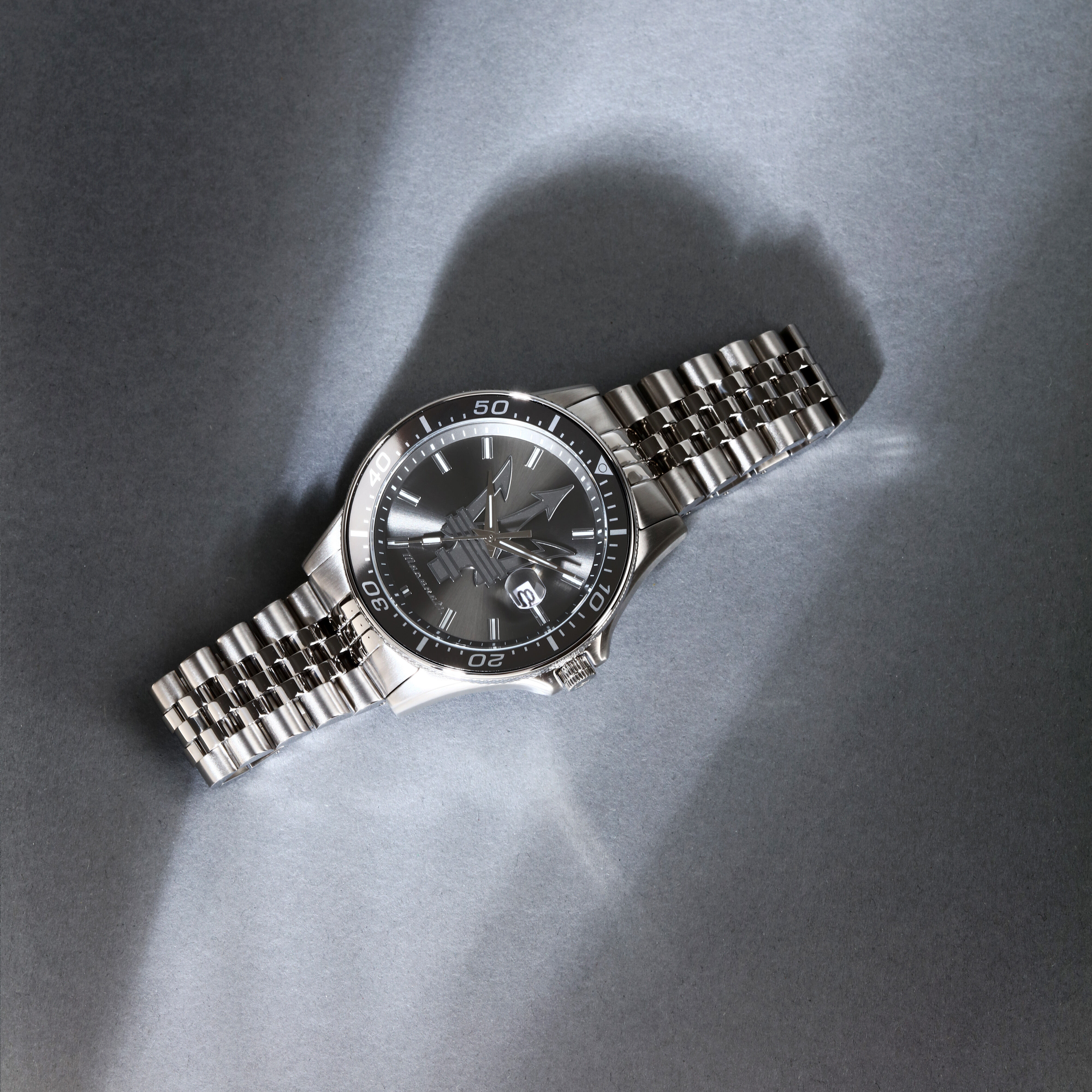 Maserati Sfida Herrenuhr Quarz 44mm Silber