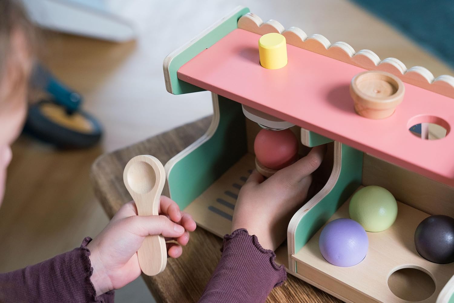 Dantoy 4774 Eiscreme-Shop - Holzspielset in Geschenkbox, 12-teilig Dantoy 4774 Eiscreme-Shop - Holzspielset in Geschenkbox, 12-teilig