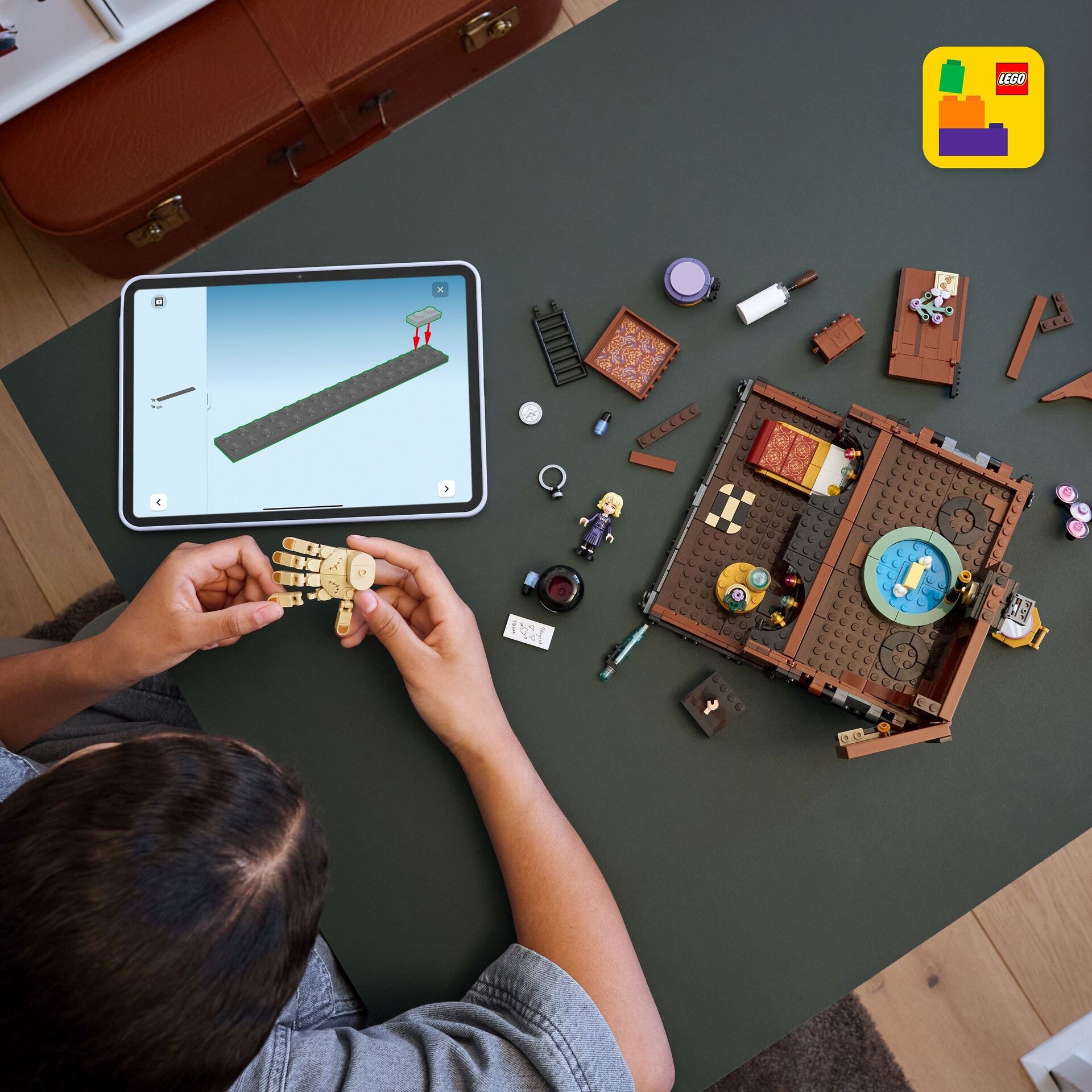 LEGO Wednesday 76785 Conf. 2 - LEGO 76785 Produktfoto - LEGO - LEGO Wednesday 76785 Conf. 2 - Modell LEGO 76785 Produktbild fuer Online-Shop