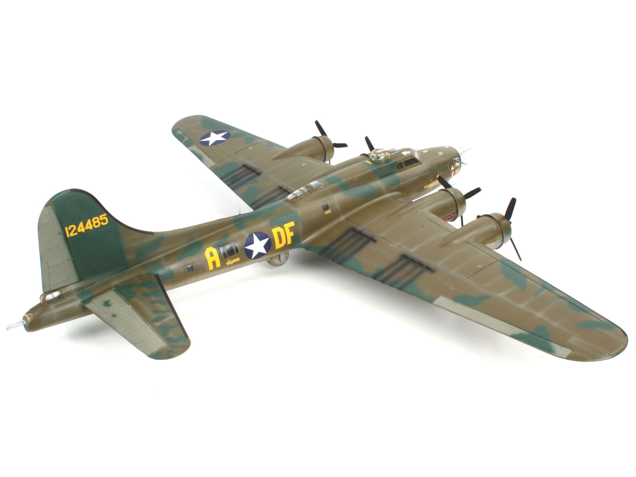 Revell 04297 B-17F "Memphis Belle" Modellbausatz Flugzeug, Fahrzeug, Kampfflugzeug, Bomber