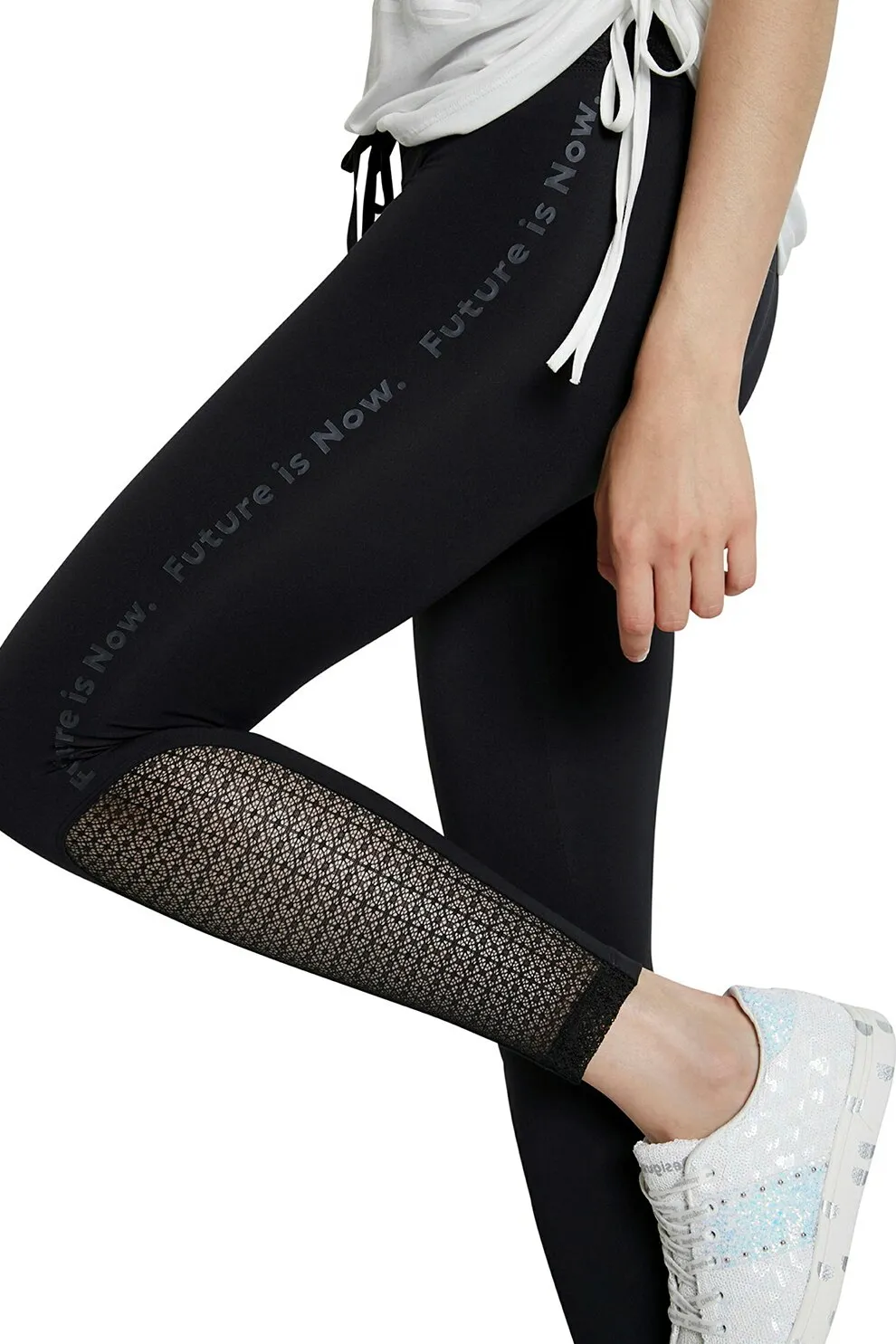 Desigual Damen Leggings „Desagujado“ - Schwarz 21SONK072000 GR. M Desigual Damen Leggings „Desagujado“ - Schwarz 21SONK072000 GR. M